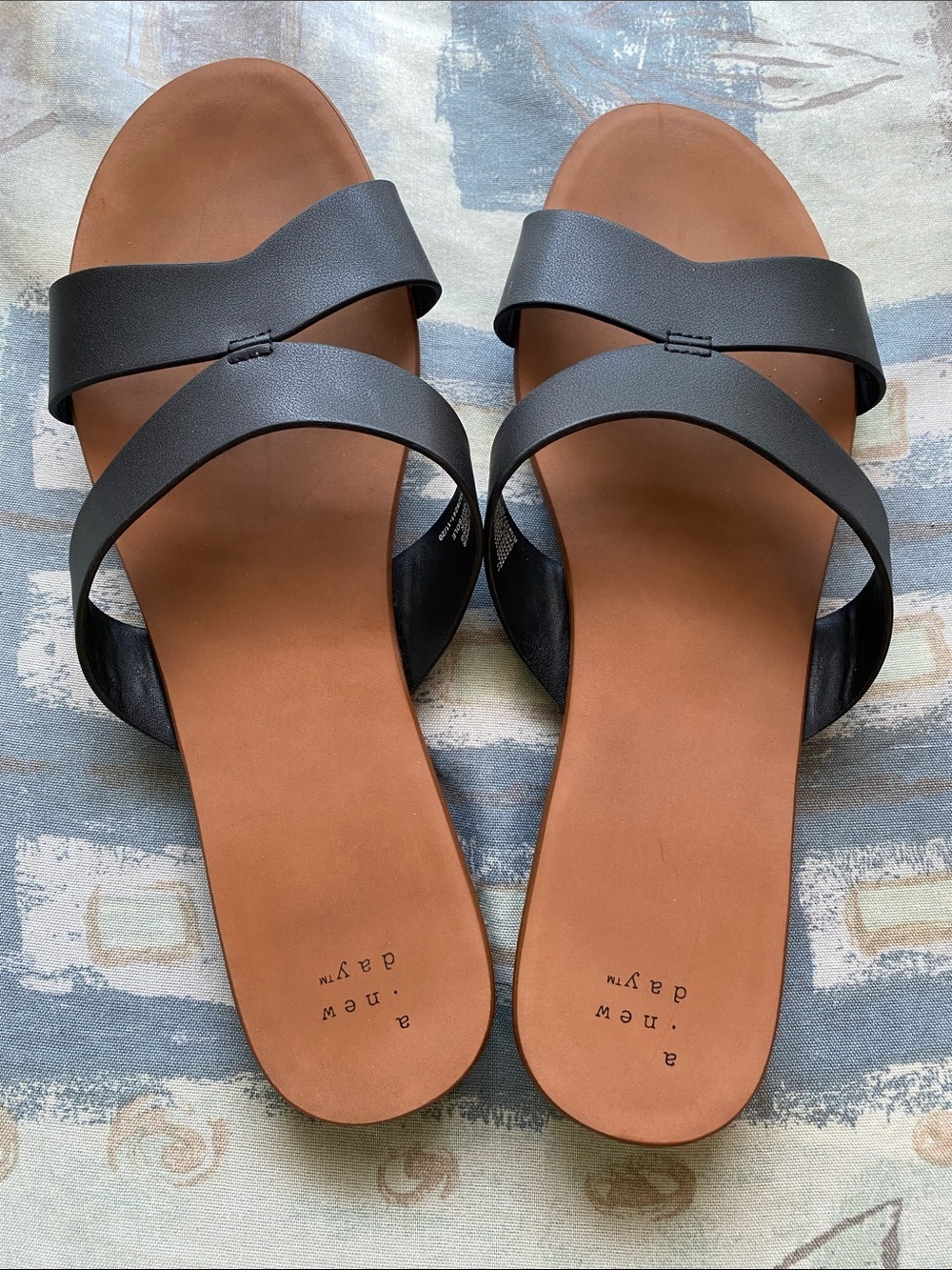 A New Day Black Cross-Strap Slide Sandals Size 11